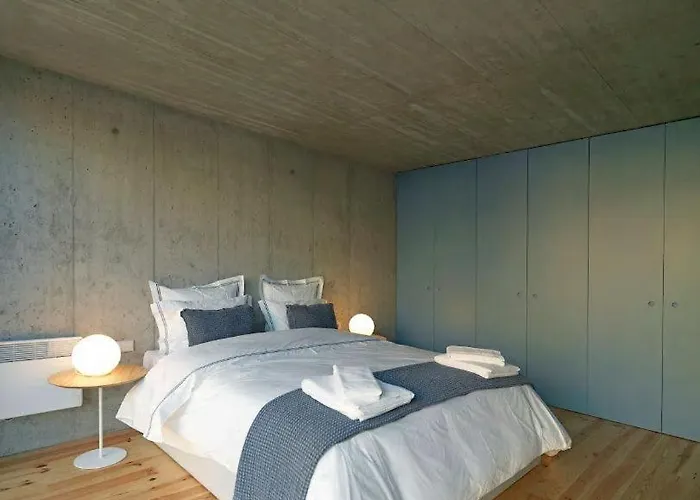 Breiner 310 Downtown Boutique *