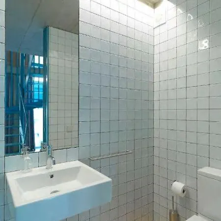 Breiner 310 Downtown Boutique דירה