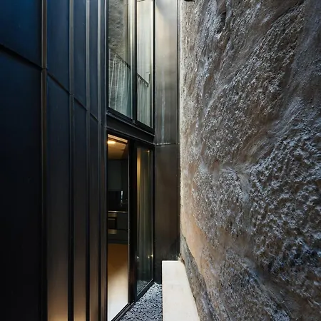 Breiner 310 Downtown Boutique *