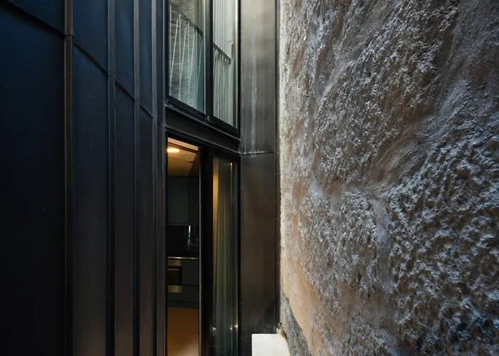 Breiner 310 Downtown Boutique *