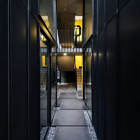 Breiner 310 Downtown Boutique Апартаменты