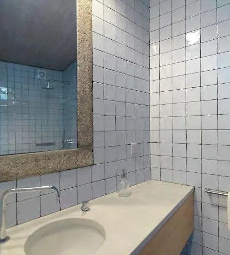 Breiner 310 Downtown Boutique Апартаменты